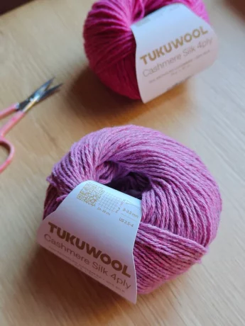 tukuwool-cashmere-silk-4ply-06a957a97e4ca5.webp